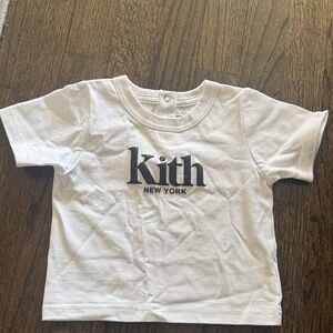 Kith Kids White Tee with Black Logo
Worn once for a photo. Looks brand new